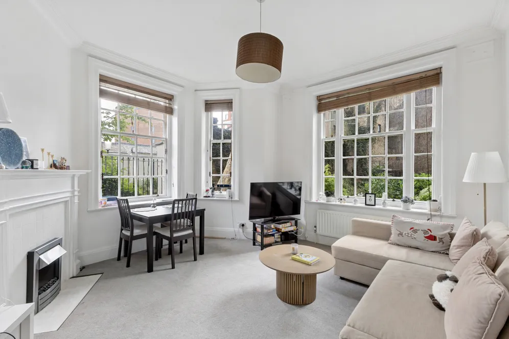 Cliveden Place, London, SW1W photo 2