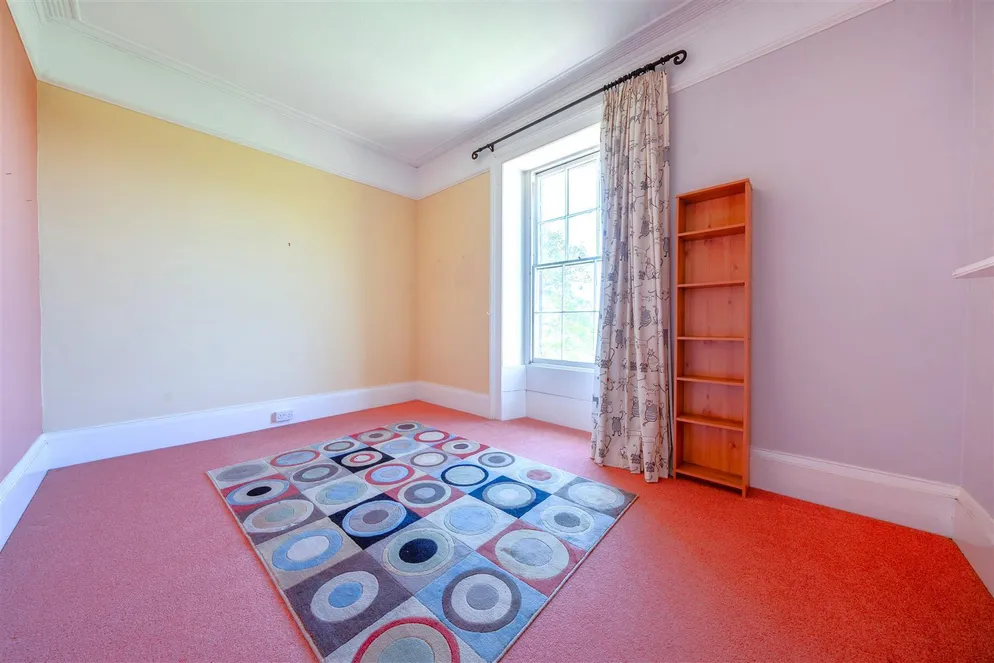 Property carousel item 11