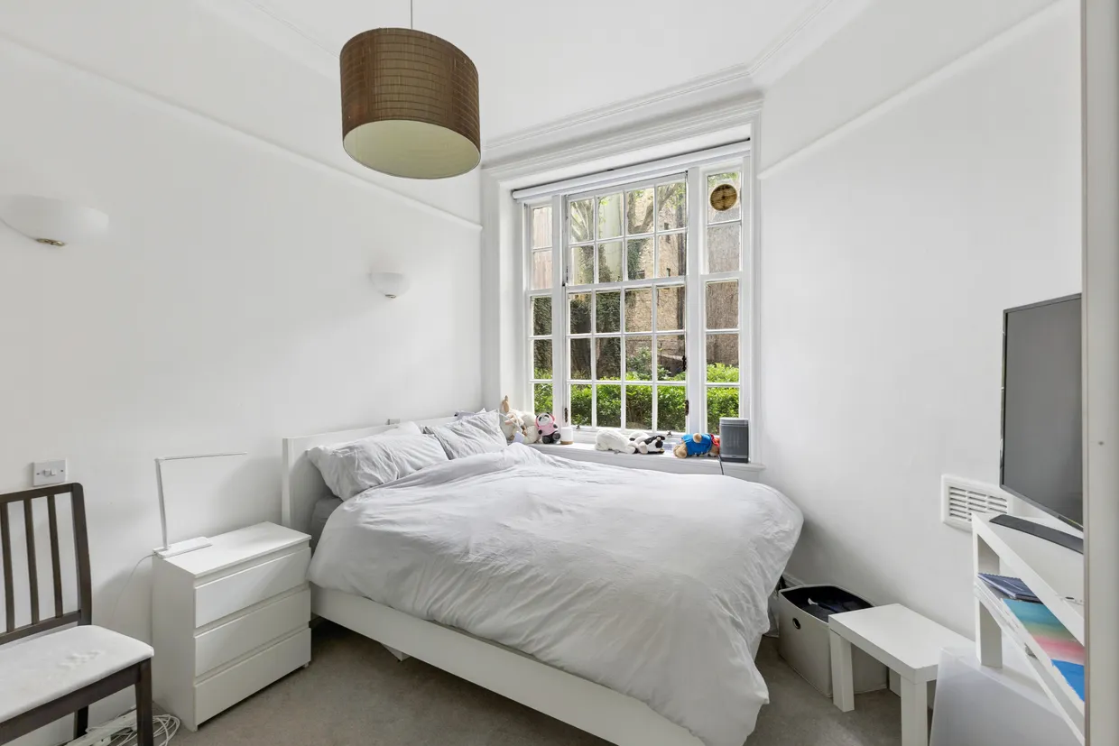 Cliveden Place, London, SW1W photo 3
