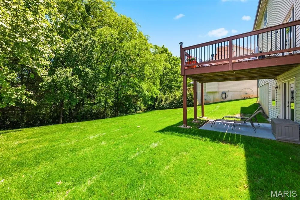 127 Burnt Oak Ct, Wentzville, MO 63385