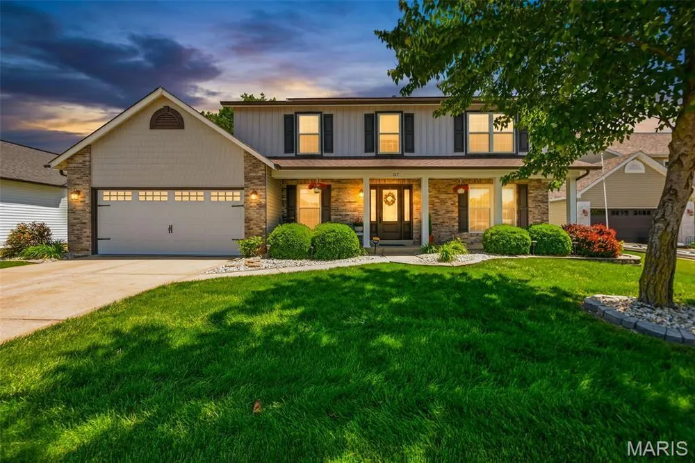 127 Burnt Oak Ct, Wentzville, MO 63385