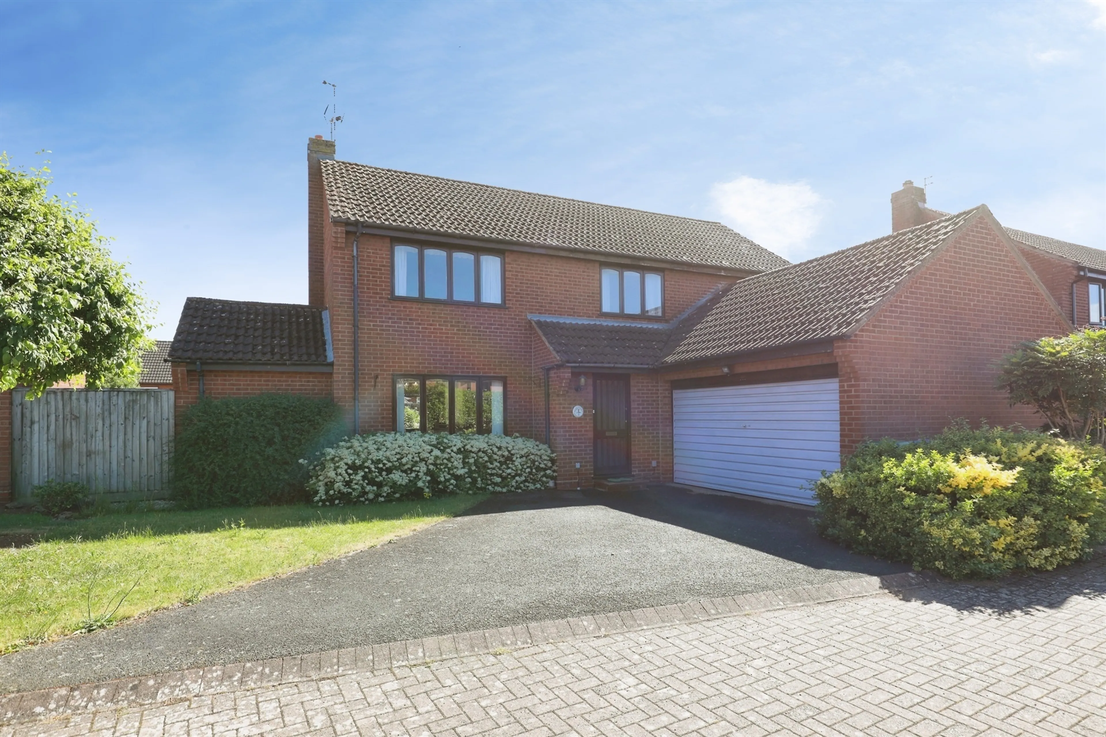 Property photo 0