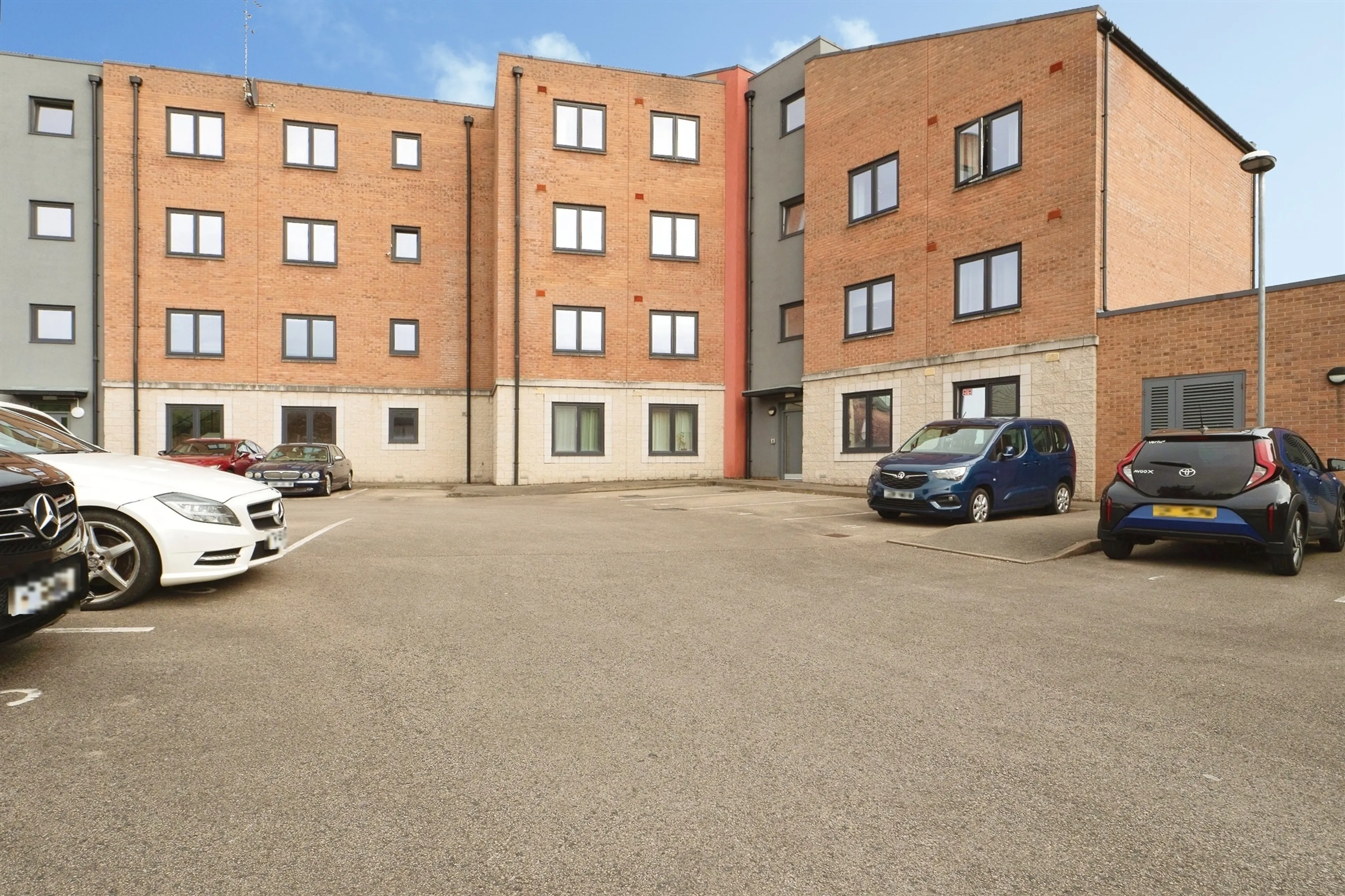 Property photo 0