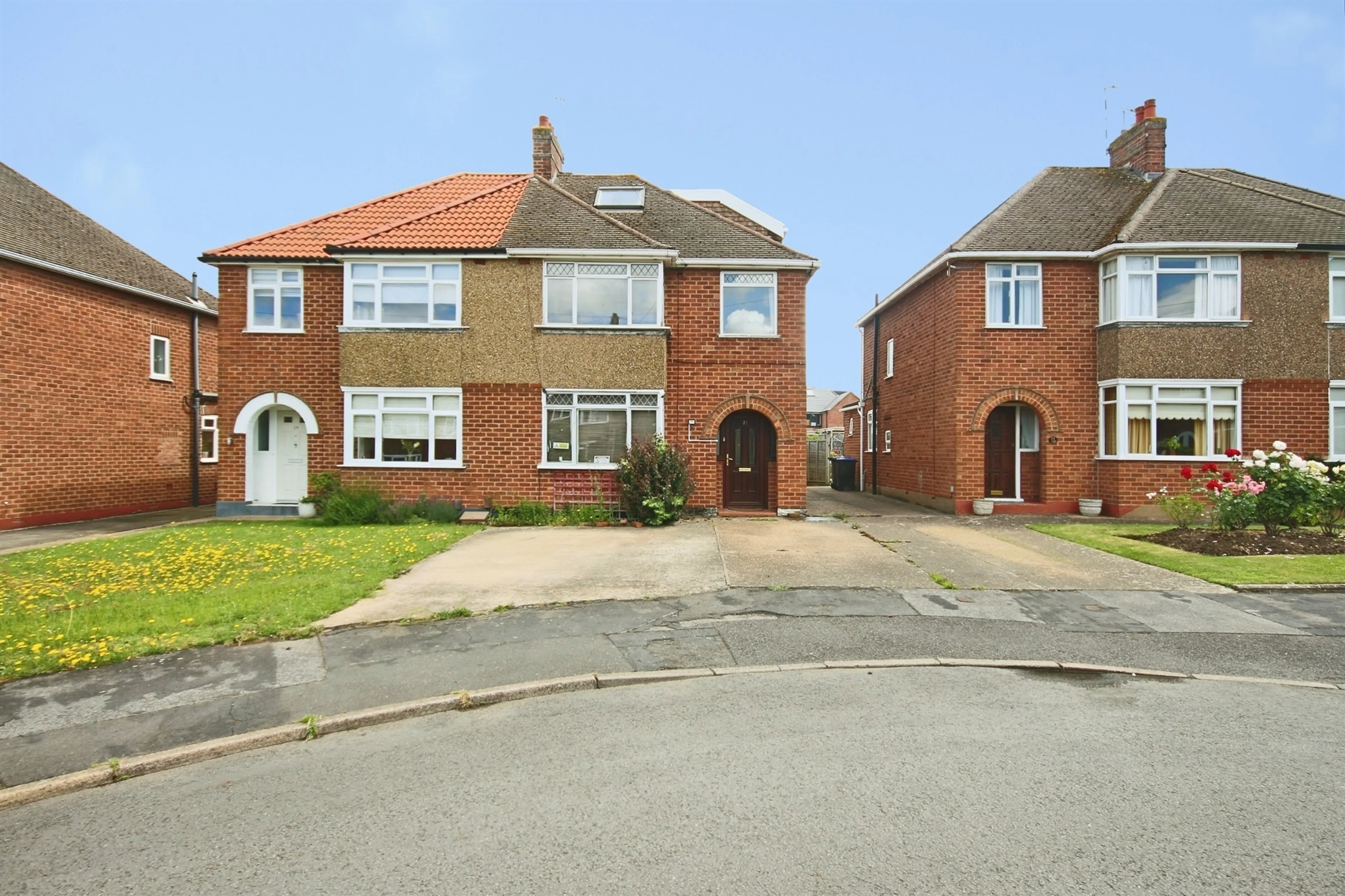 Property photo 0