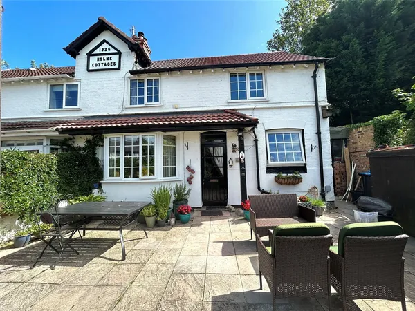 Leighton Road, Neston, Cheshire, CH64