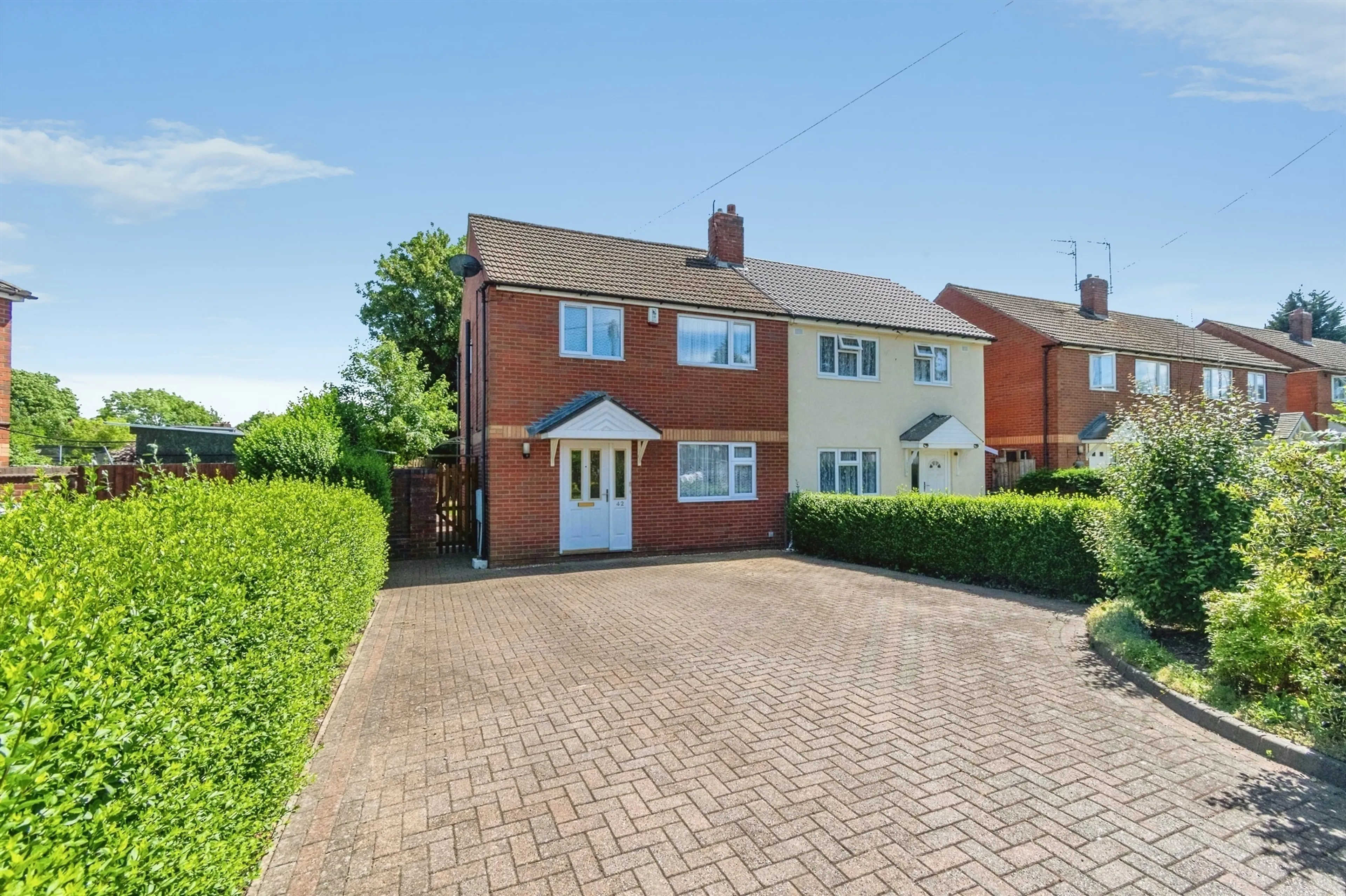 Property photo 0