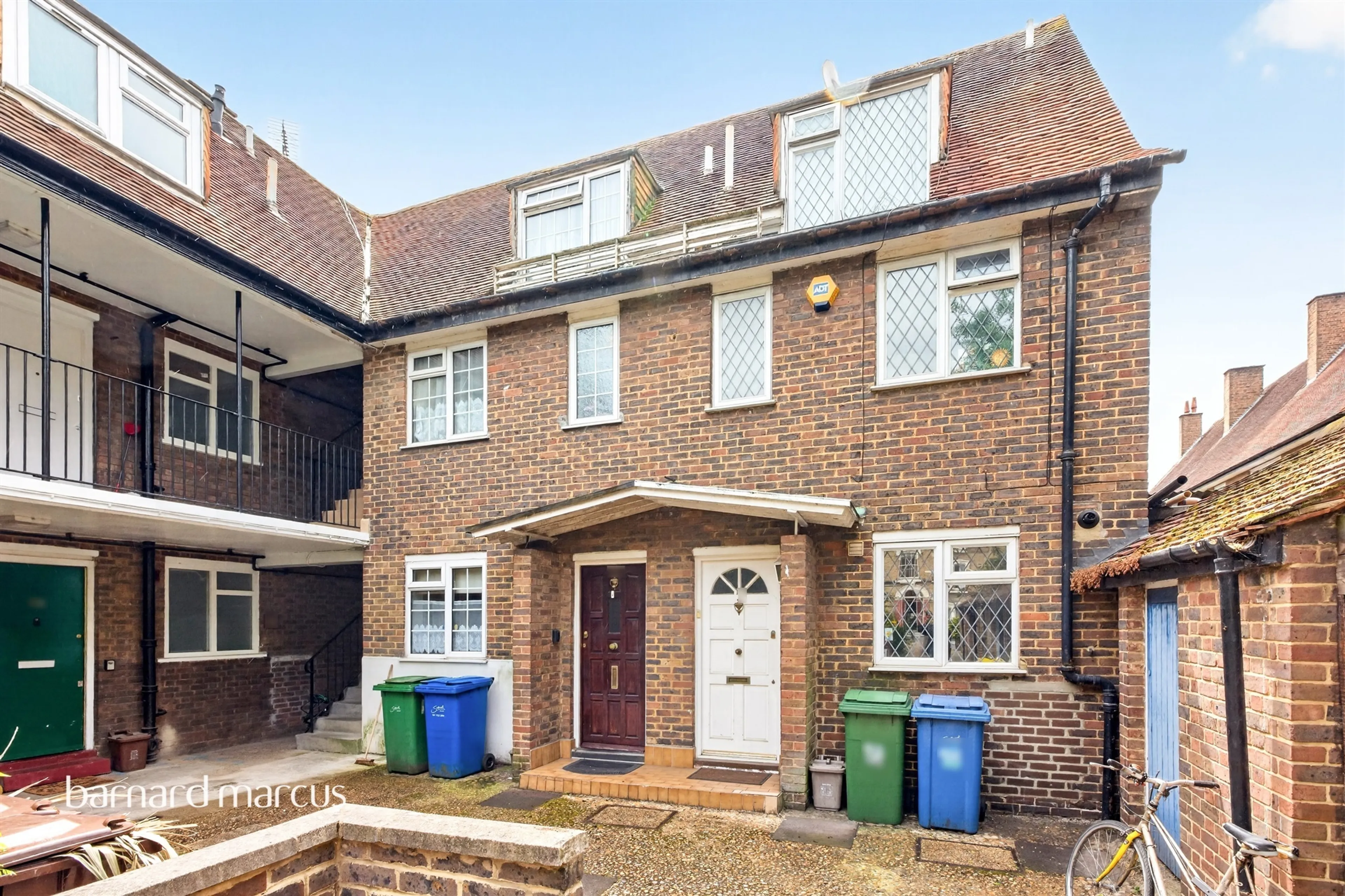Property photo 0
