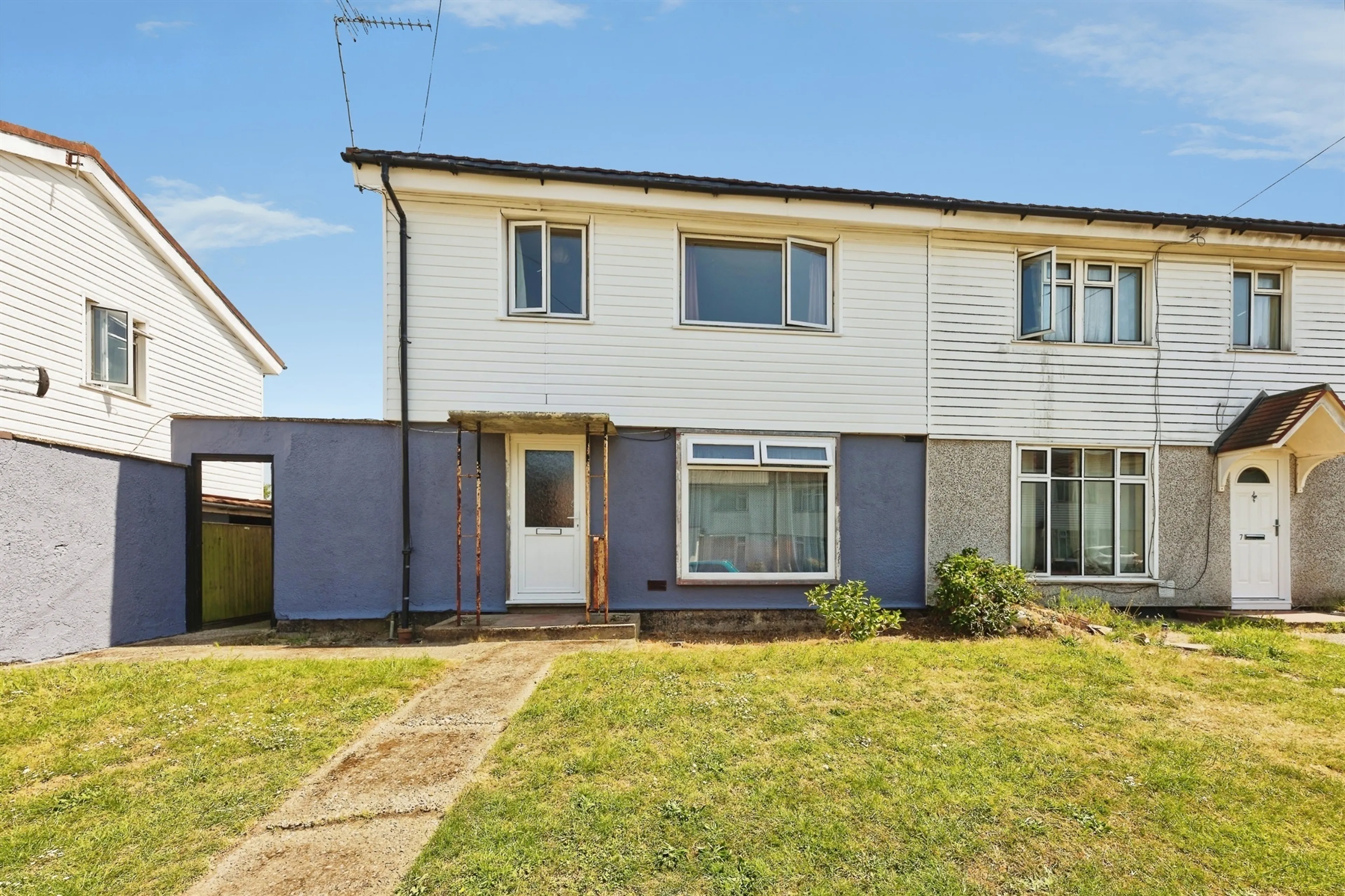 Property photo 0