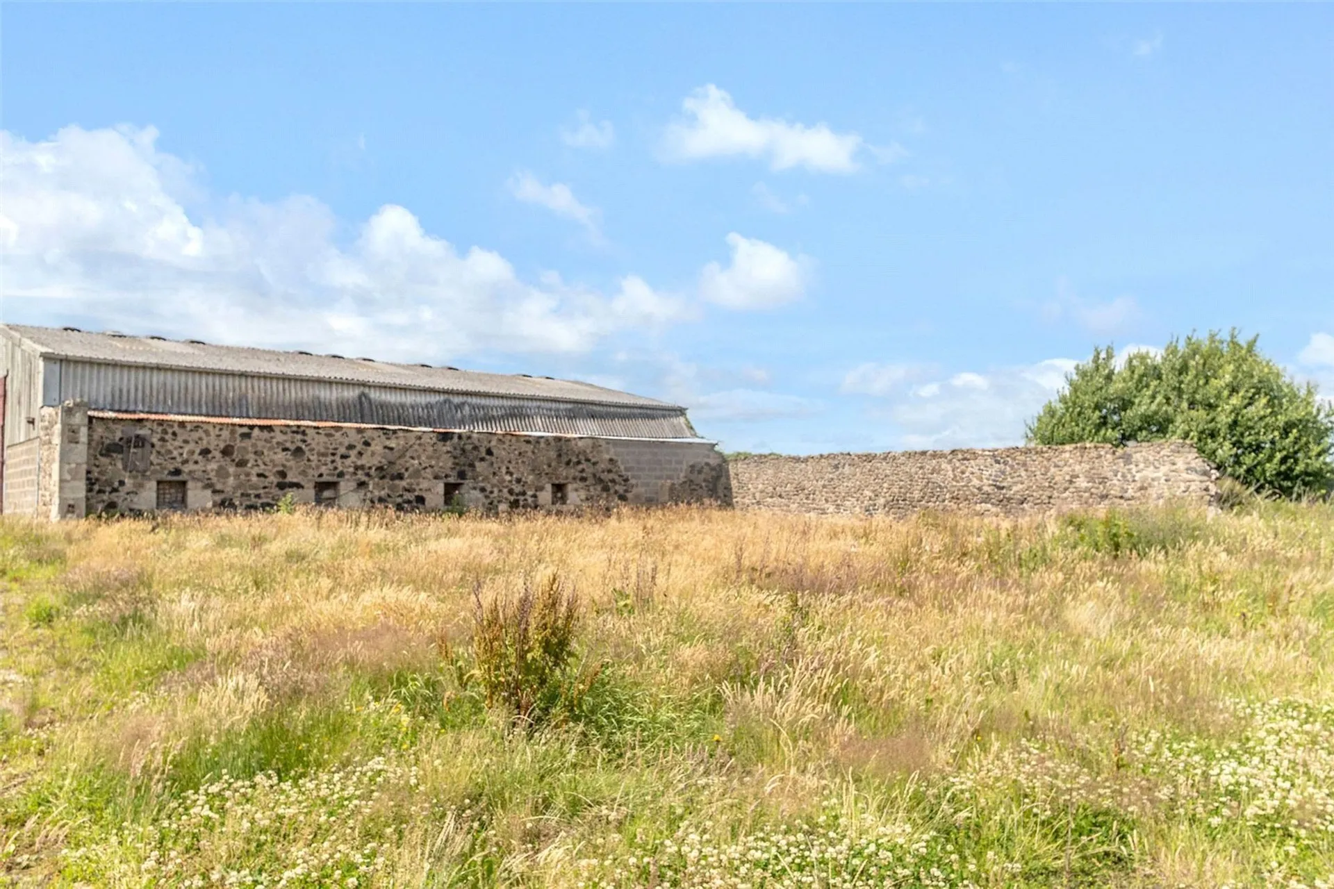 Property photo top 1
