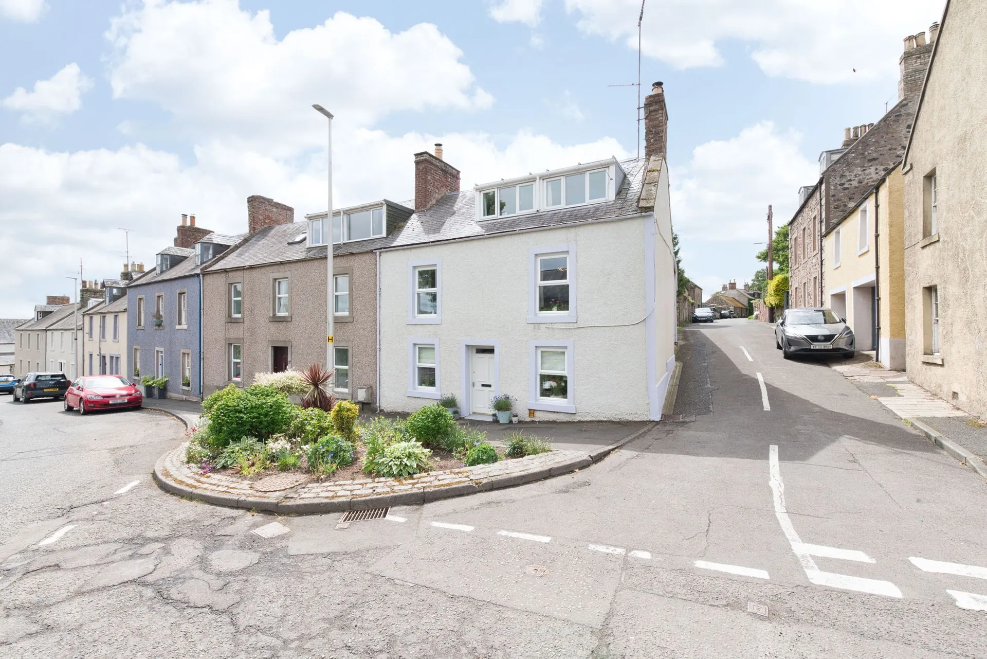 Property photo top 0