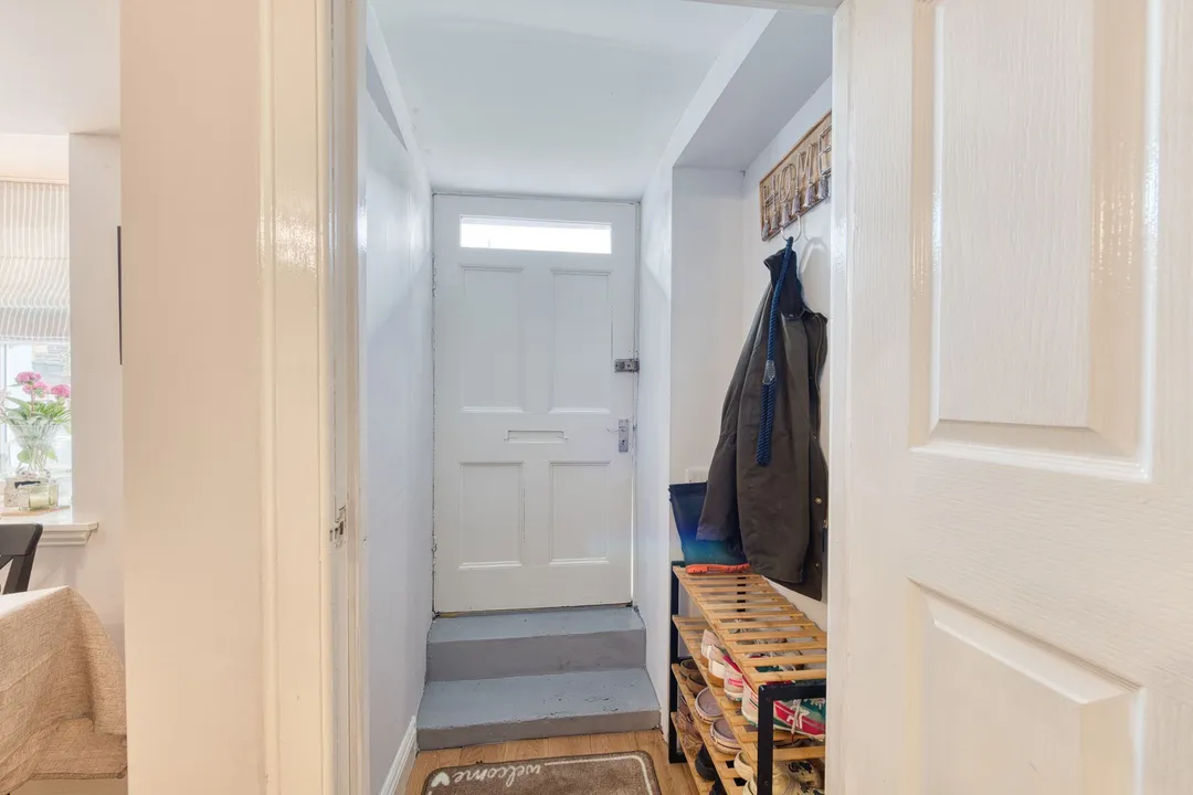 https://mr0.homeflow-assets.co.uk/files/photo/image/47499/0768/_x_/DSC_1818_HDR-4.jpg
