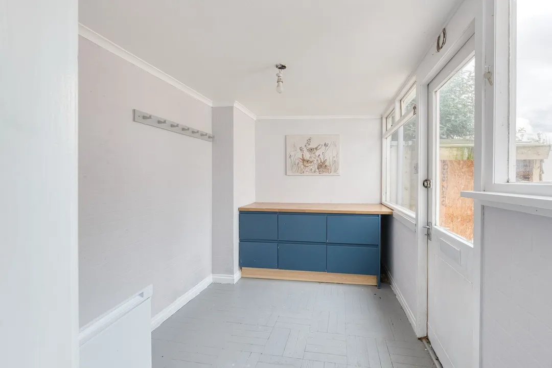 https://mr0.homeflow-assets.co.uk/files/photo/image/47499/0864/_x_/DSC_2138_HDR-53.jpg