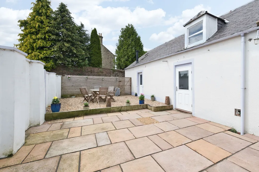 https://mr0.homeflow-assets.co.uk/files/photo/image/47499/0888/_x_/DSC_2402-98.jpg