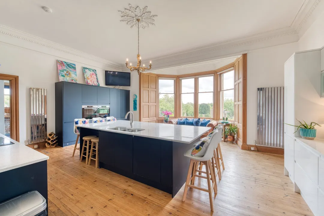 https://mr0.homeflow-assets.co.uk/files/photo/image/47499/3286/_x_/DSC_0906_HDR-129.jpg