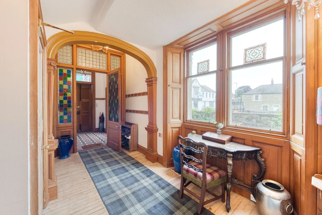 https://mr0.homeflow-assets.co.uk/files/photo/image/47499/3295/_x_/DSC_0961_HDR-135.jpg