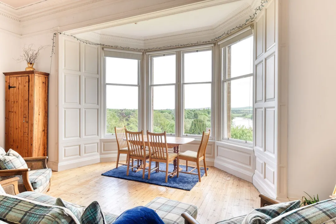 https://mr0.homeflow-assets.co.uk/files/photo/image/47499/3302/_x_/DSC_1346_HDR-194.jpg