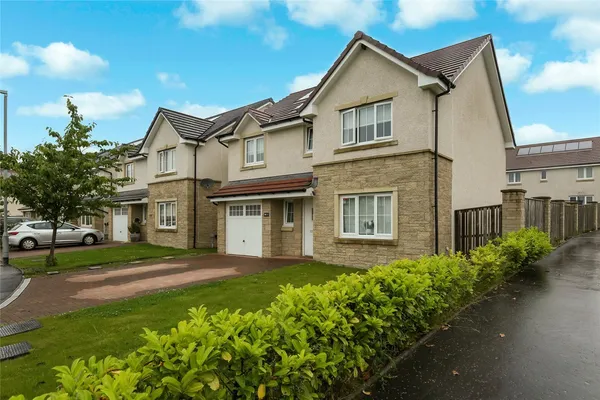 Machrie Way, Kilmarnock, East Ayrshir...
