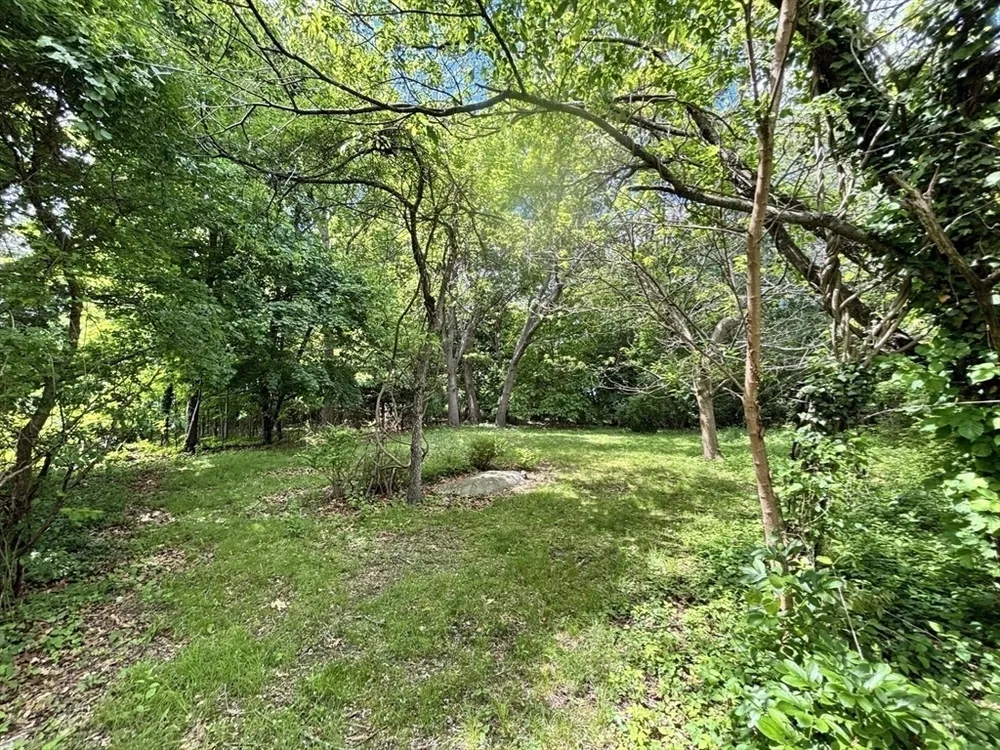 792 Commercial St, Braintree, MA 02184