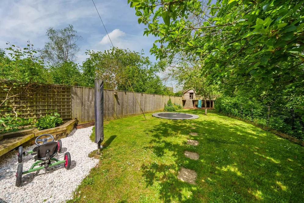 Churn Meadows, Cirencester, GL7 photo 14