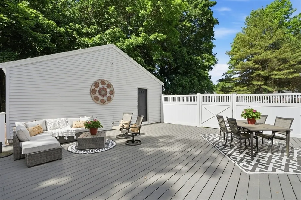 11 Sylvia Rd, North Reading, MA 01864
