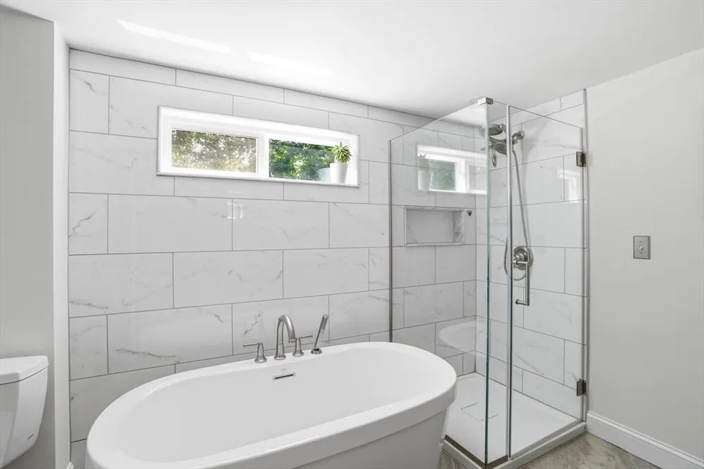 11 Sylvia Rd, North Reading, MA 01864