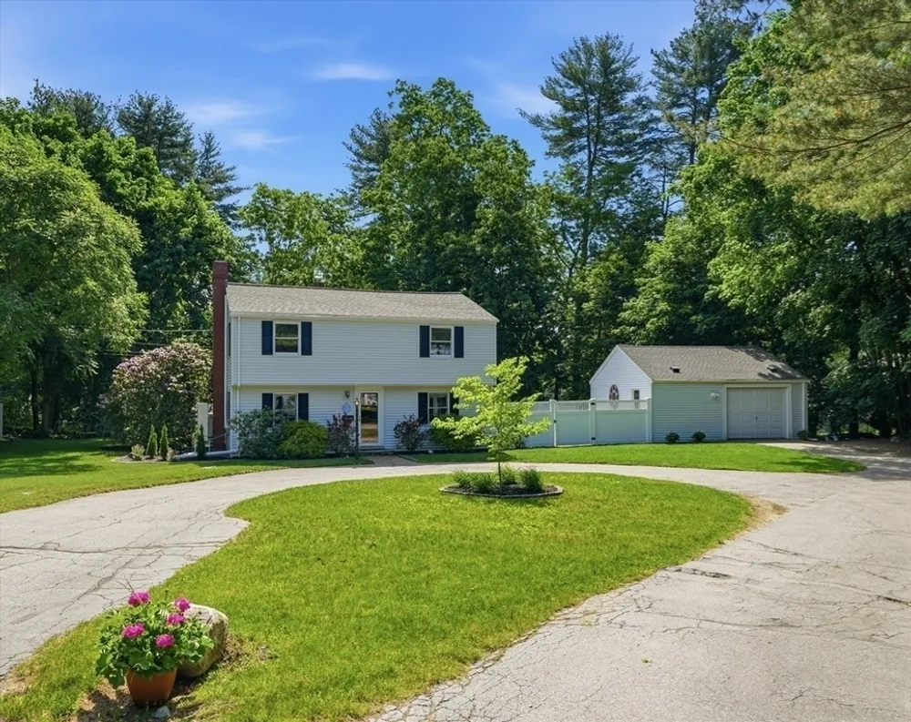 11 Sylvia Rd, North Reading, MA 01864