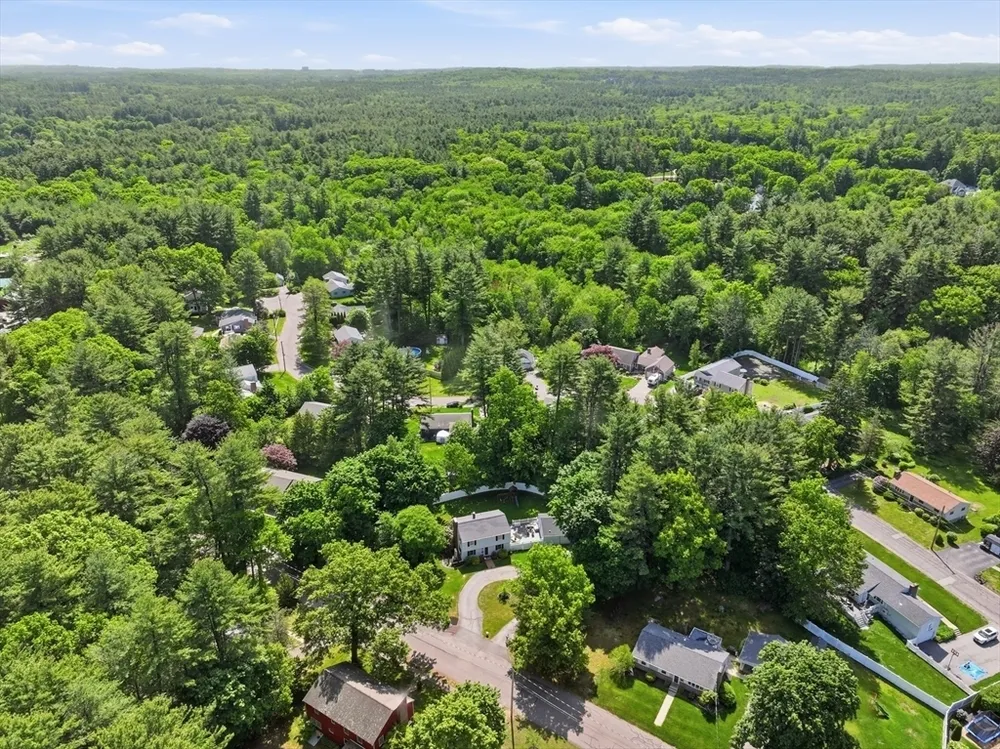 11 Sylvia Rd, North Reading, MA 01864