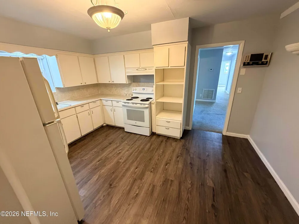 5509 Playa Way, Jacksonville, FL 32211