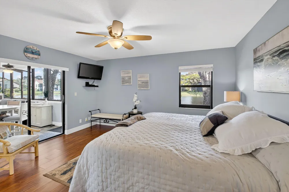 10663 Ocean Palm Way, Boynton Beach, FL 33437
