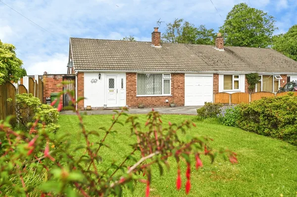 Burnham Close, Penketh, Warrington, C...