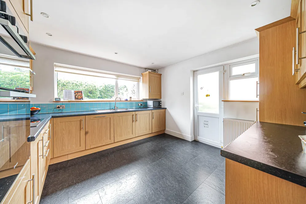 Harestock Road, Winchester, SO22 photo 5
