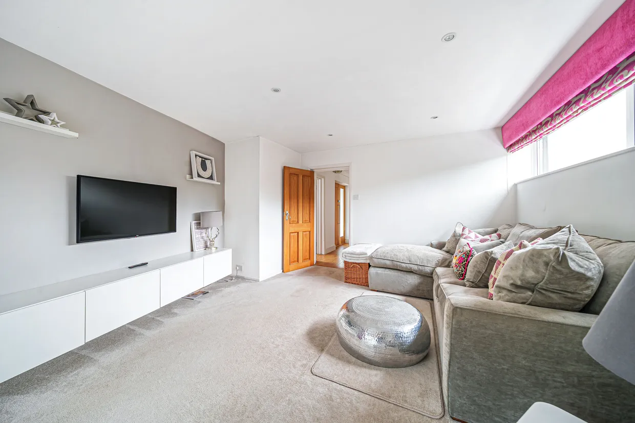 Harestock Road, Winchester, SO22 photo 6