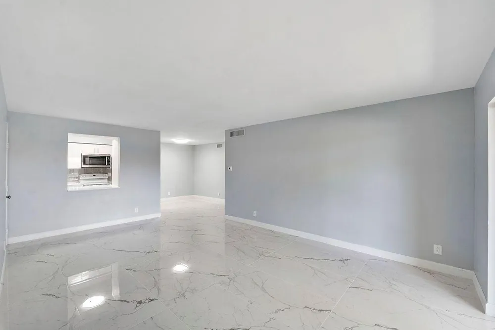 9960 Pineapple Tree Dr, Boynton Beach, FL 33436