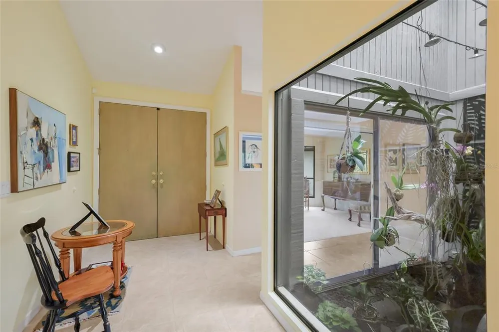 851 Faulkwood Ct, Sarasota, FL 34232