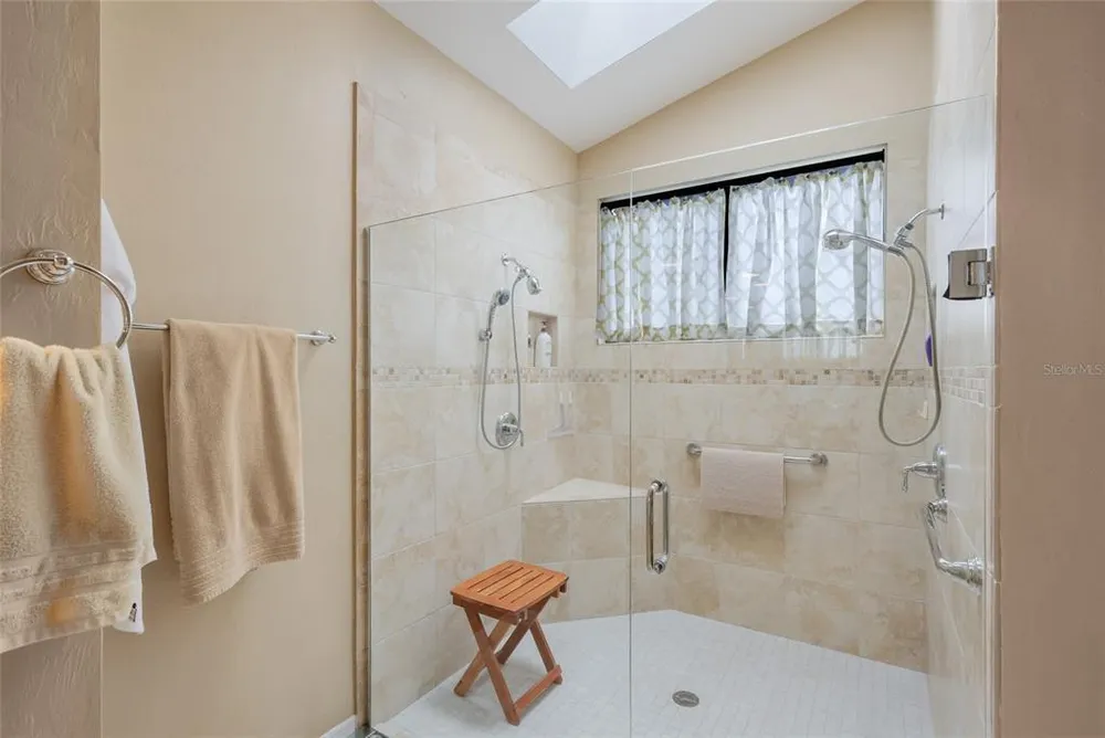 851 Faulkwood Ct, Sarasota, FL 34232
