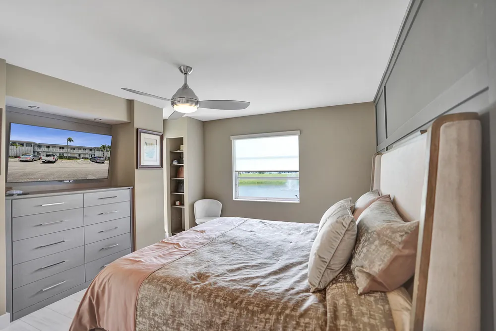 2820 SW 13th St, Delray Beach, FL 33445