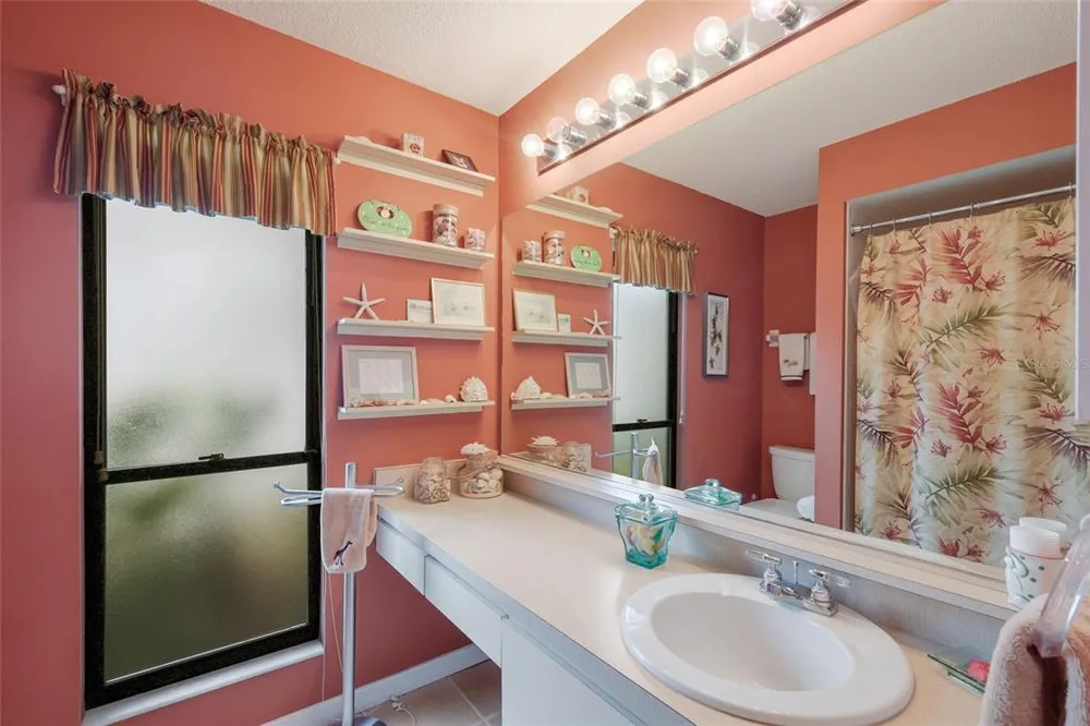 851 Faulkwood Ct, Sarasota, FL 34232