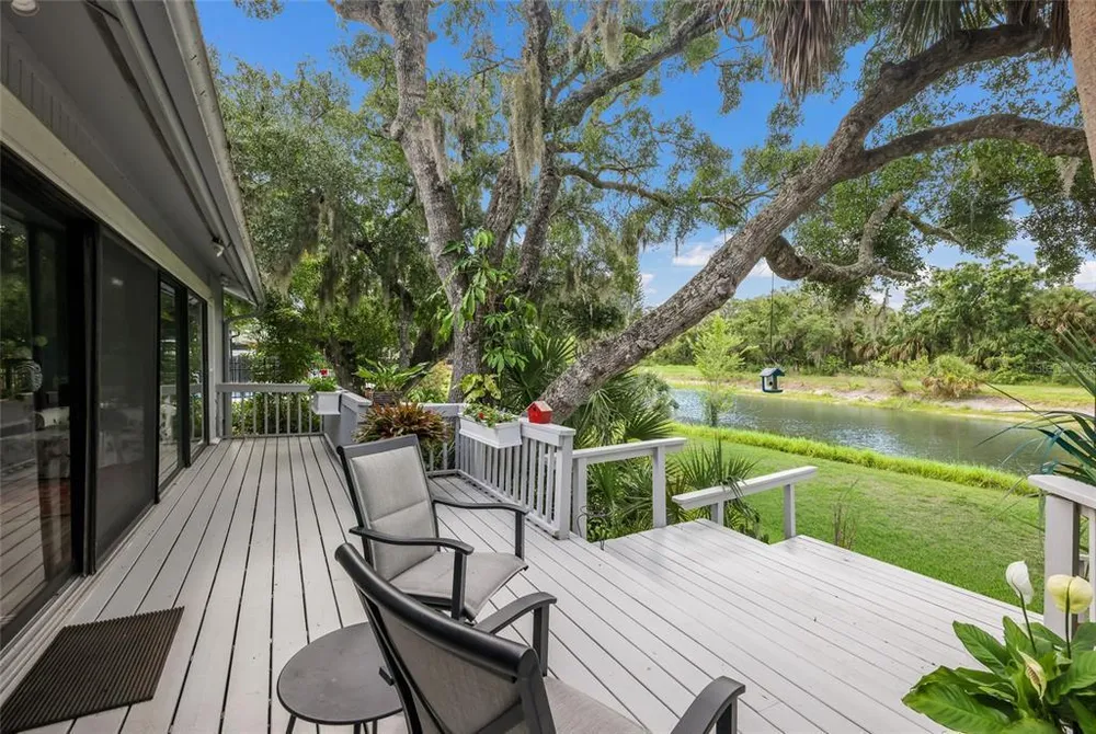851 Faulkwood Ct, Sarasota, FL 34232