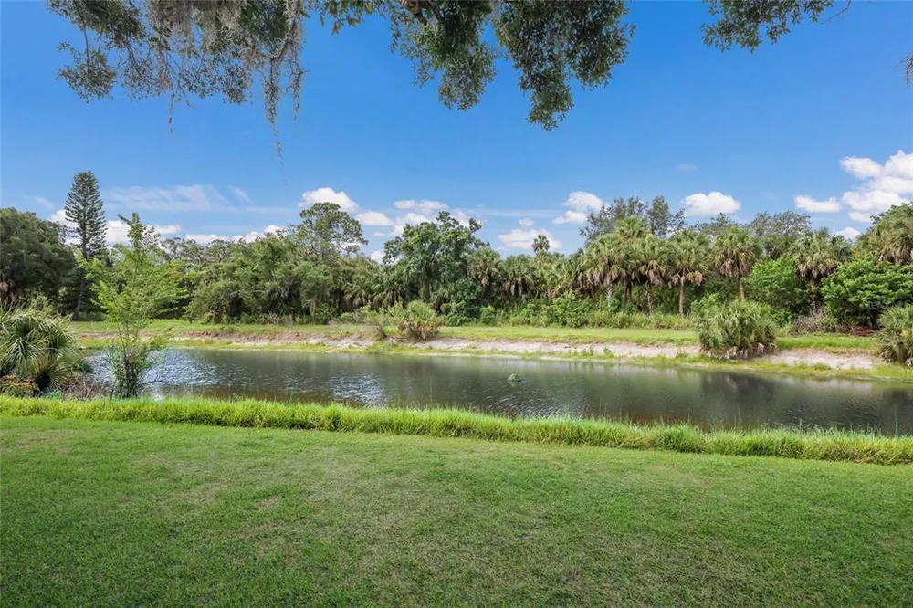 851 Faulkwood Ct, Sarasota, FL 34232
