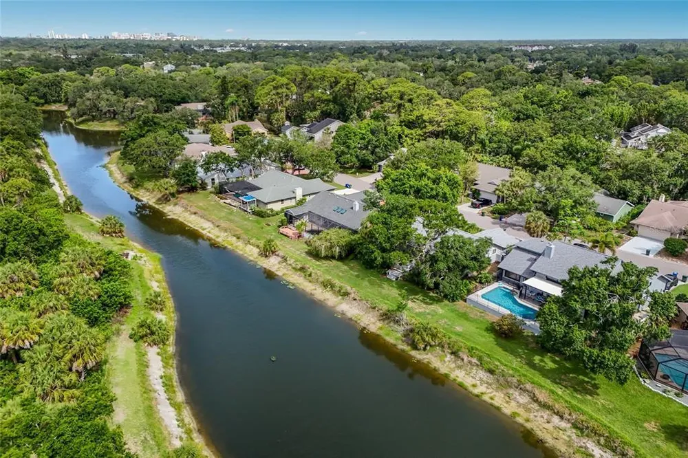 851 Faulkwood Ct, Sarasota, FL 34232