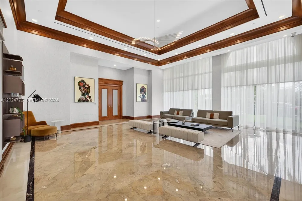 16500 Collins Ave, Sunny Isles Beach, FL 33160