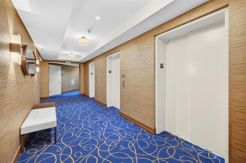 16500 Collins Ave, Sunny Isles Beach, FL 33160