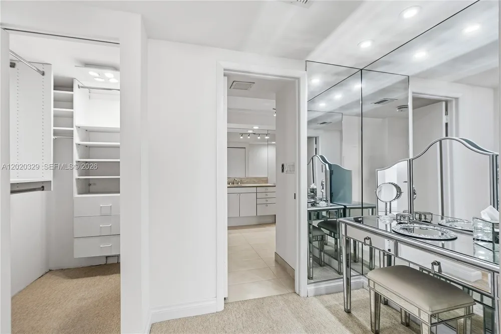 20281 E Country Club Dr, Aventura, FL 33180