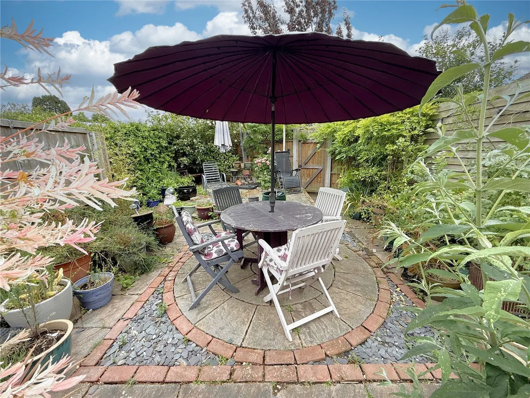 Purcell Way, Stanford-le-Hope, Essex, SS17