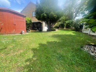 Link Road, Rayleigh, Essex, SS6 Image 2