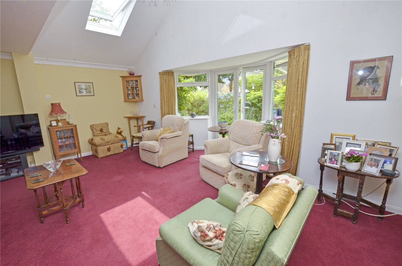 Avon Road, West Moors, Ferndown, Dorset, BH22 Image 7