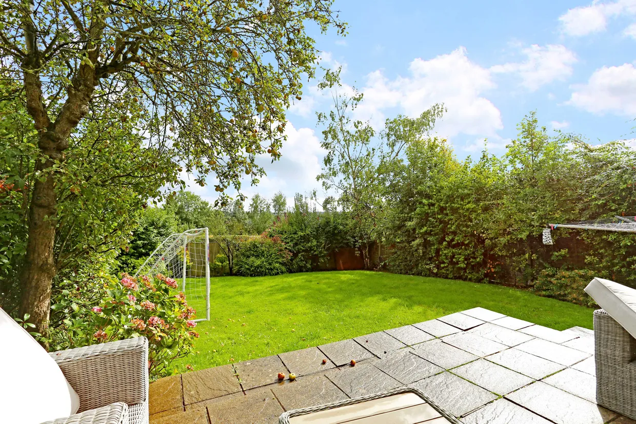 Pheasants Way, Rickmansworth, WD3 photo 2