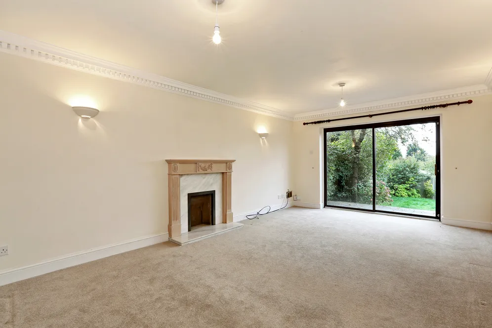 Pheasants Way, Rickmansworth, WD3 photo 3