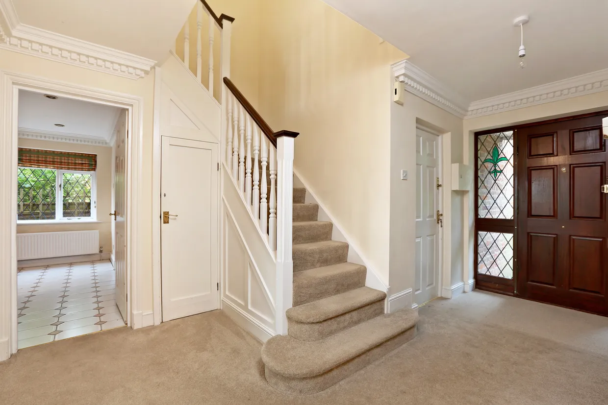 Pheasants Way, Rickmansworth, WD3 photo 5