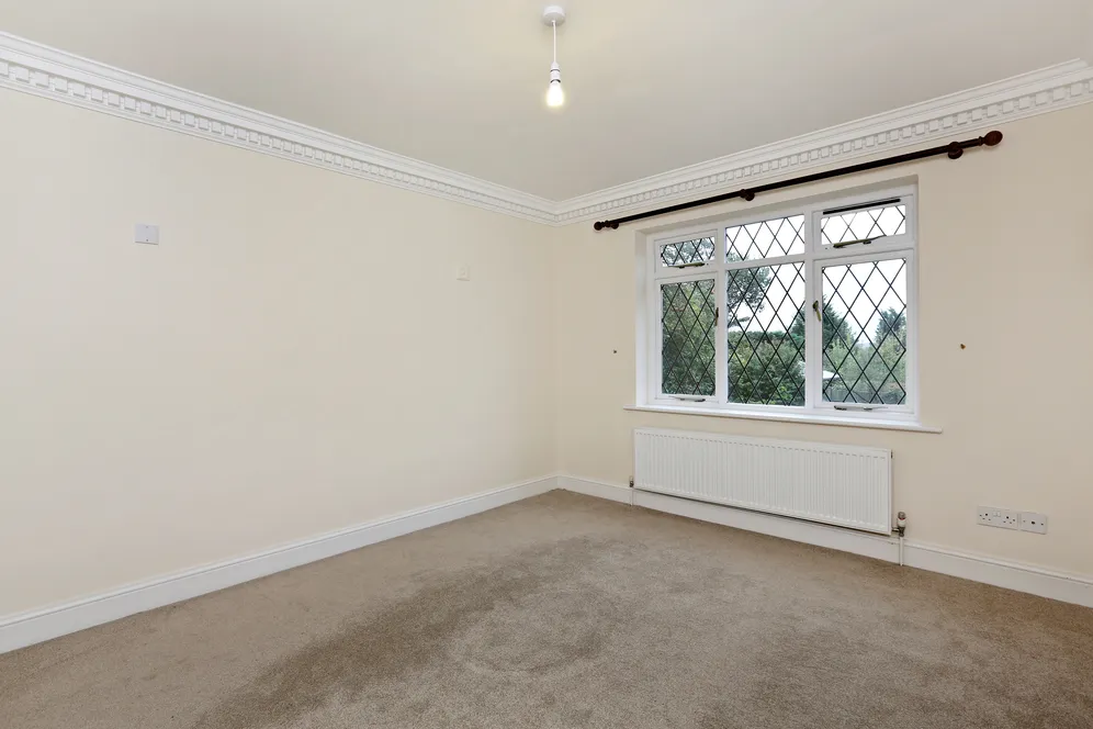 Pheasants Way, Rickmansworth, WD3 photo 9